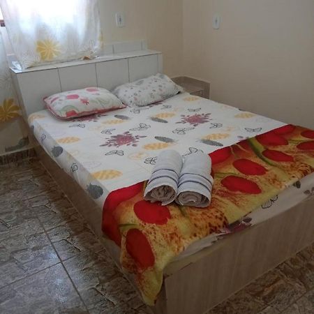 Aparthotel Familia Meireles Luziania Exterior photo